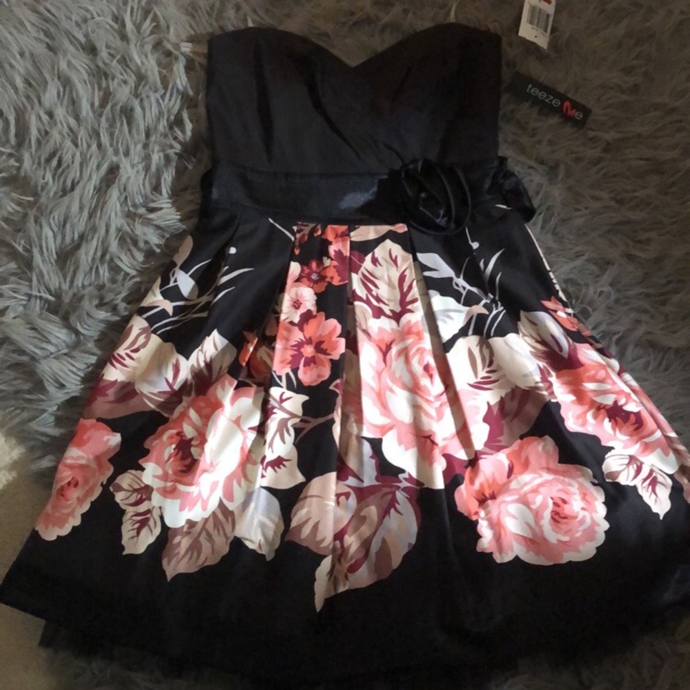 Floral strapless dress knee length